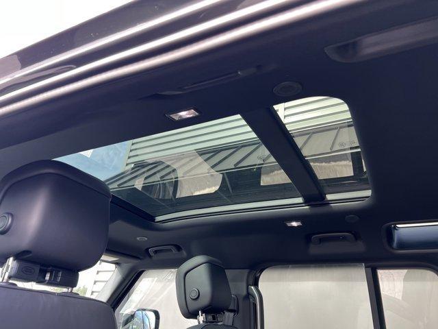 new 2025 Land Rover Defender car