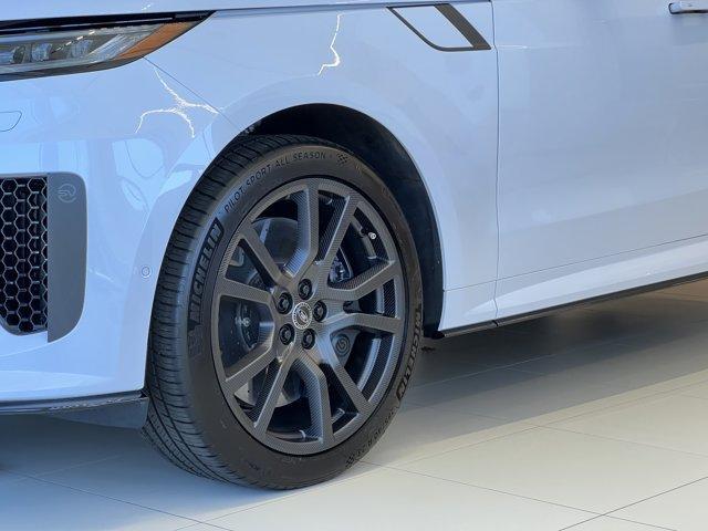 new 2025 Land Rover Range Rover Sport car