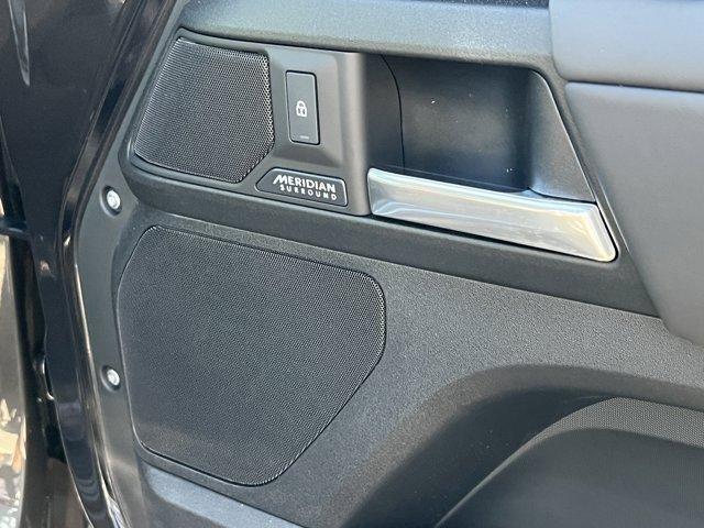 new 2025 Land Rover Defender car