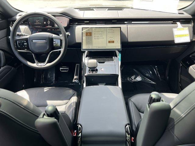 new 2025 Land Rover Range Rover Sport car