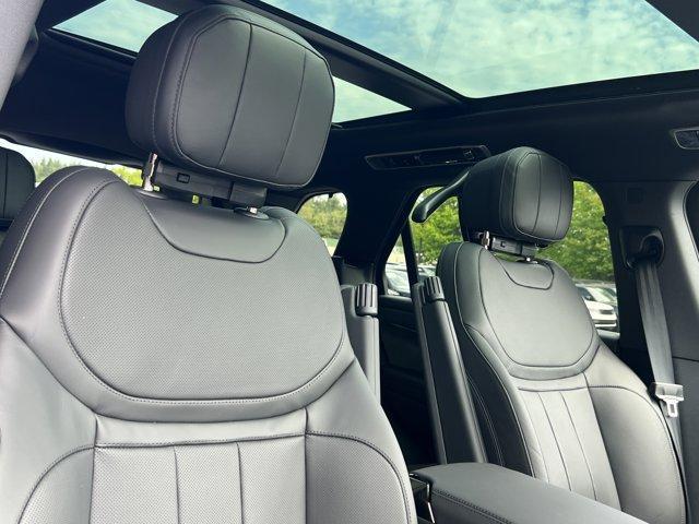new 2025 Land Rover Range Rover Sport car