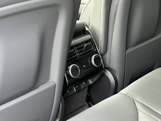 new 2025 Land Rover Range Rover Sport car