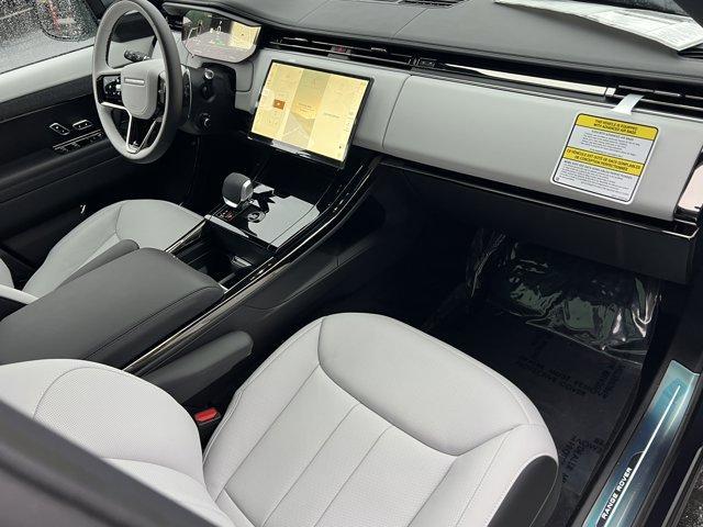 new 2025 Land Rover Range Rover Sport car