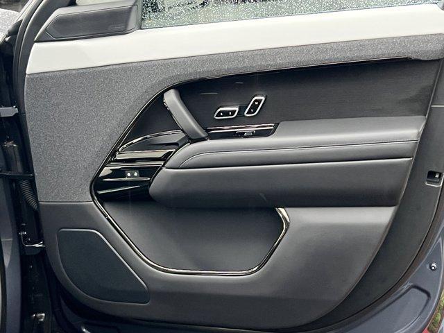 new 2025 Land Rover Range Rover Sport car
