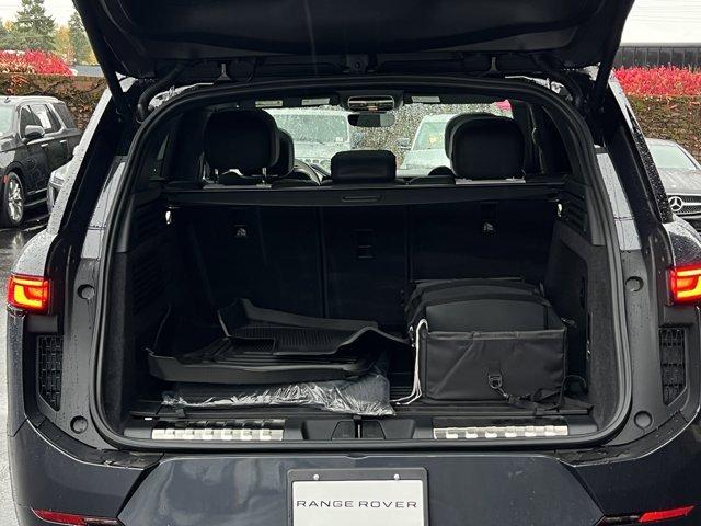 new 2025 Land Rover Range Rover Sport car