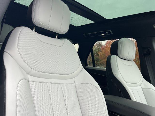 new 2025 Land Rover Range Rover Sport car