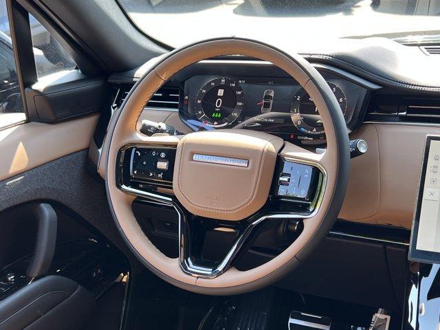 new 2025 Land Rover Range Rover Sport car