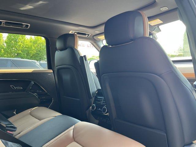 new 2025 Land Rover Range Rover Sport car