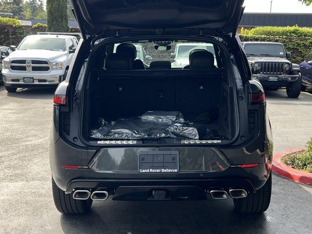 new 2025 Land Rover Range Rover Sport car