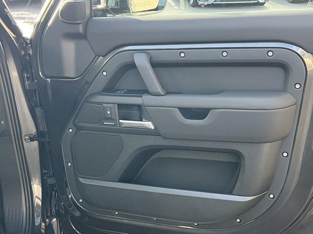 new 2026 Land Rover Defender car