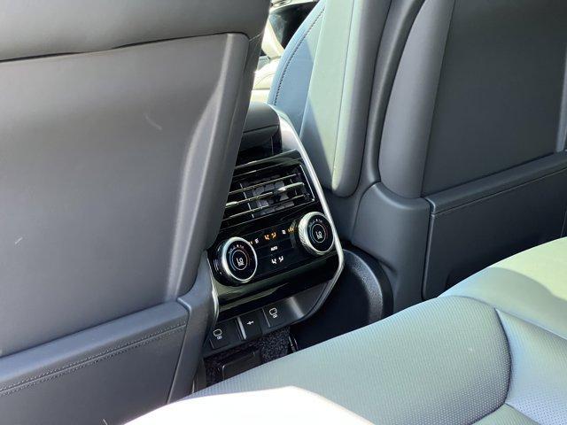 new 2025 Land Rover Range Rover car