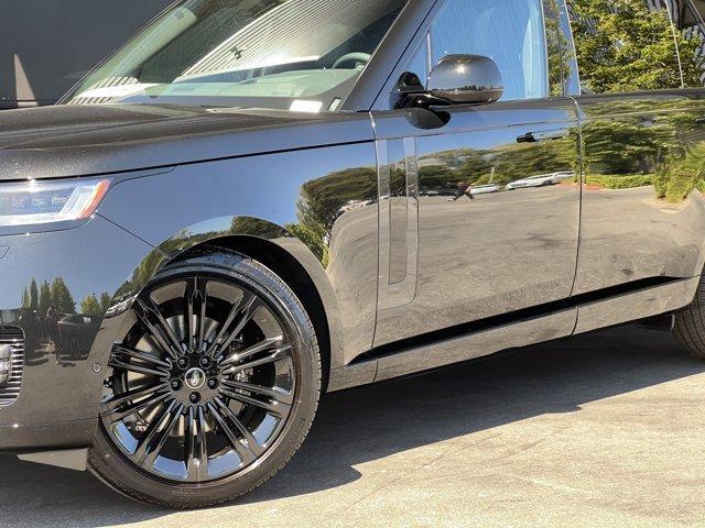new 2025 Land Rover Range Rover car