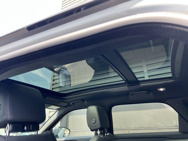 new 2026 Land Rover Range Rover Velar car