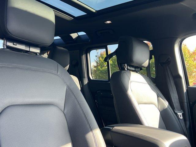 new 2025 Land Rover Defender car