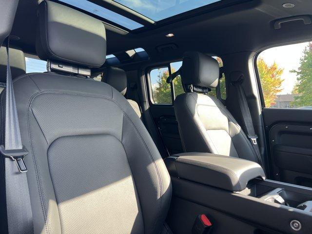 new 2025 Land Rover Defender car