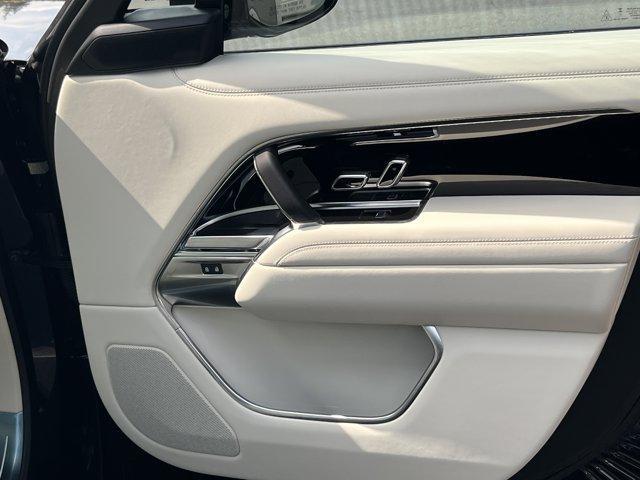 new 2025 Land Rover Range Rover car