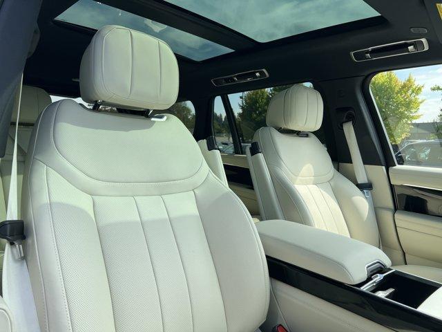 new 2025 Land Rover Range Rover car