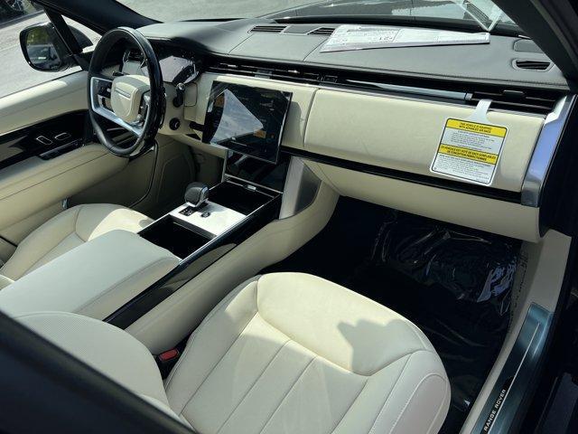 new 2025 Land Rover Range Rover car