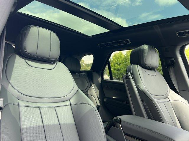 new 2025 Land Rover Range Rover Sport car