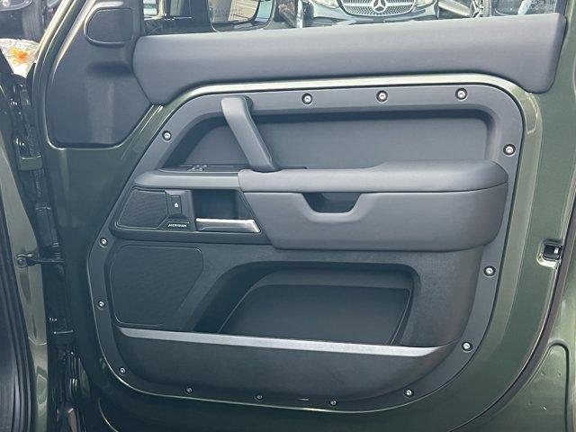 new 2026 Land Rover Defender car