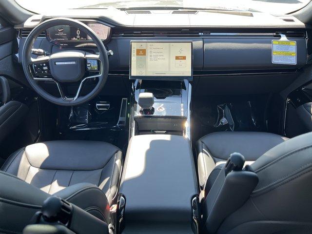 new 2025 Land Rover Range Rover Sport car
