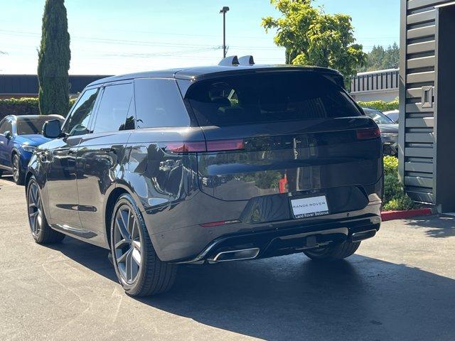 new 2025 Land Rover Range Rover Sport car