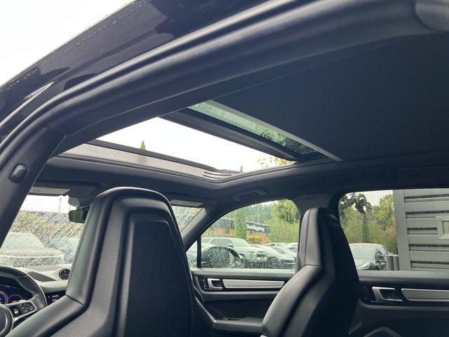 used 2022 Porsche Cayenne car, priced at $50,498