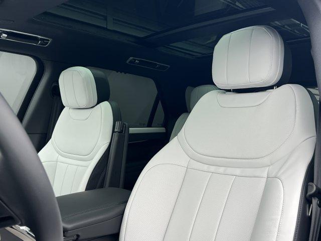 new 2025 Land Rover Range Rover Sport car