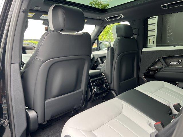 new 2025 Land Rover Range Rover Sport car