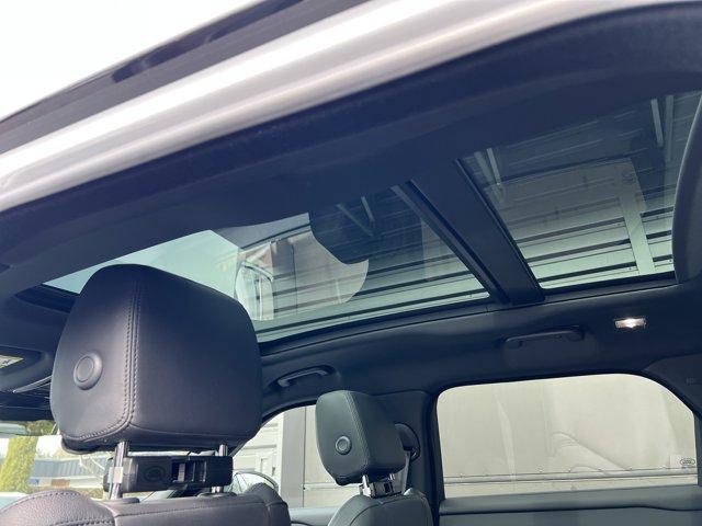 new 2026 Land Rover Range Rover Velar car