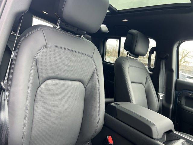 new 2025 Land Rover Defender car
