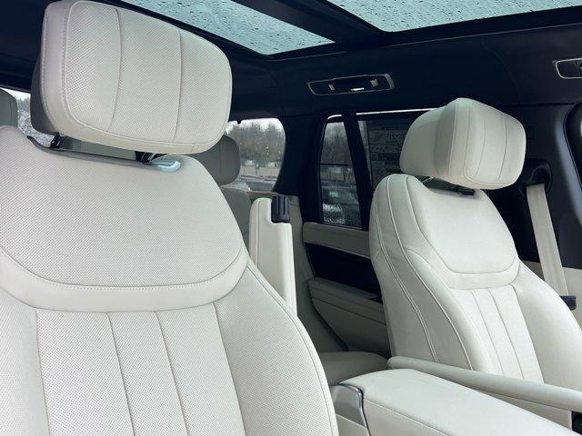 new 2025 Land Rover Range Rover car, priced at $158,689