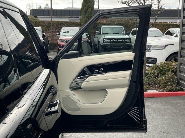 new 2025 Land Rover Range Rover car