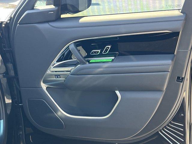 new 2025 Land Rover Range Rover car