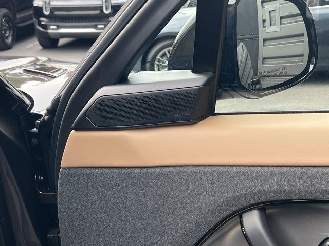 new 2025 Land Rover Range Rover Sport car