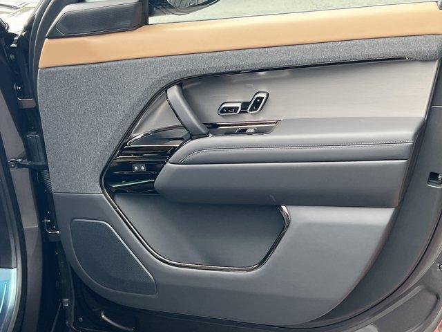 new 2025 Land Rover Range Rover Sport car