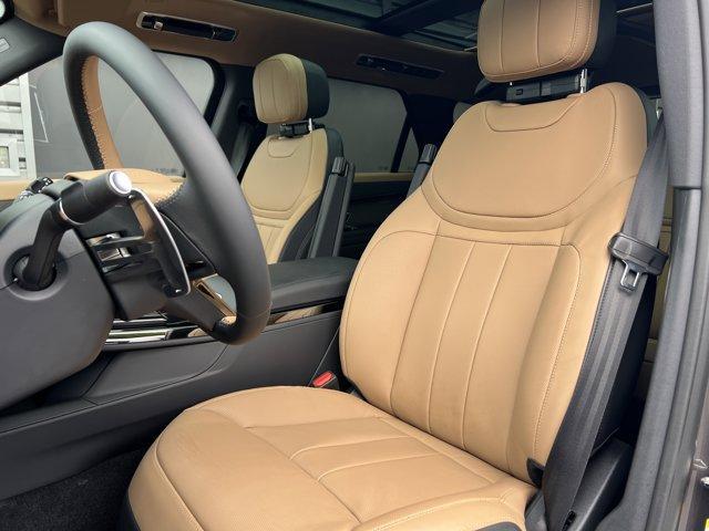 new 2025 Land Rover Range Rover Sport car