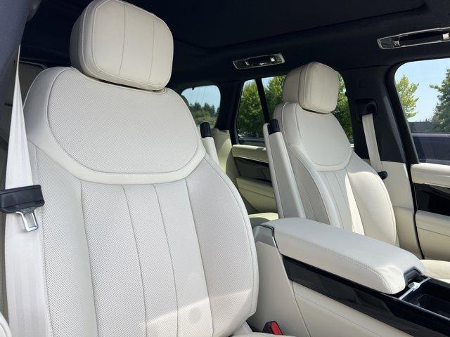 new 2025 Land Rover Range Rover car, priced at $135,314