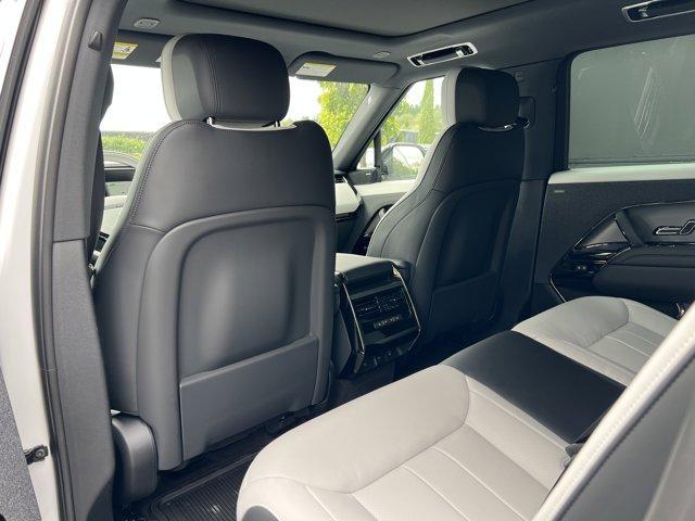 new 2025 Land Rover Range Rover Sport car