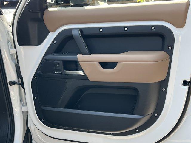 new 2025 Land Rover Defender car