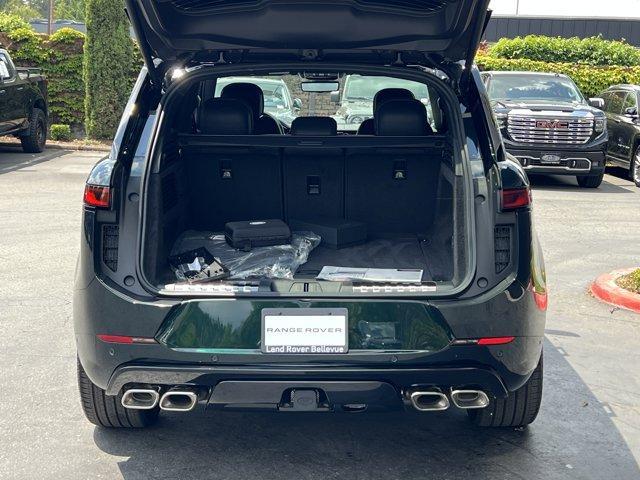 new 2025 Land Rover Range Rover Sport car