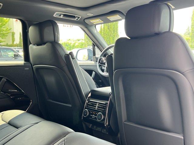 new 2025 Land Rover Range Rover Sport car