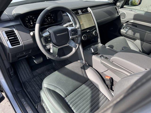 new 2024 Land Rover Discovery car, priced at $61,158
