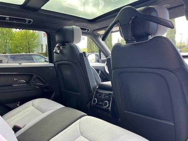 new 2025 Land Rover Range Rover Sport car