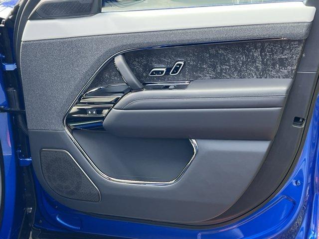 new 2025 Land Rover Range Rover Sport car