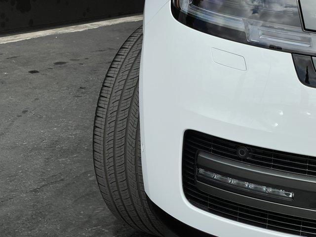 new 2025 Land Rover Range Rover car