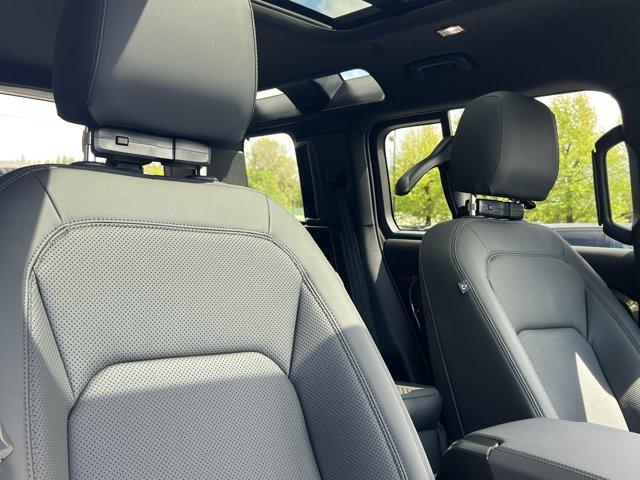 new 2025 Land Rover Defender car
