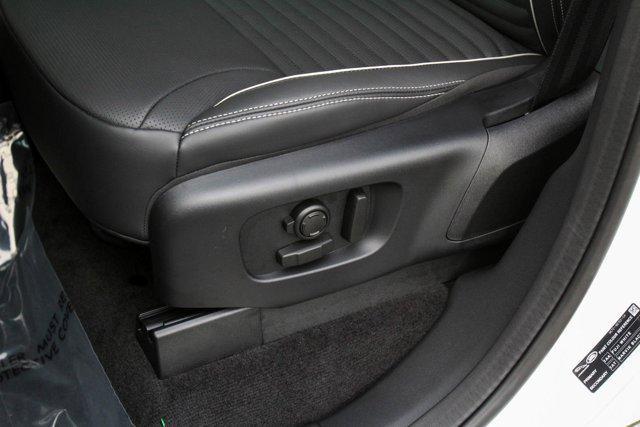 new 2024 Land Rover Discovery car, priced at $81,790