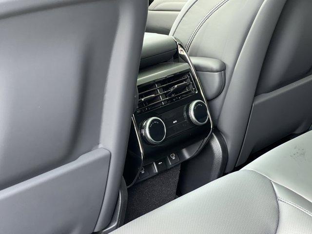 new 2025 Land Rover Range Rover Sport car