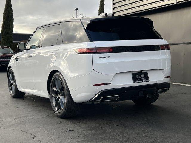 new 2025 Land Rover Range Rover Sport car